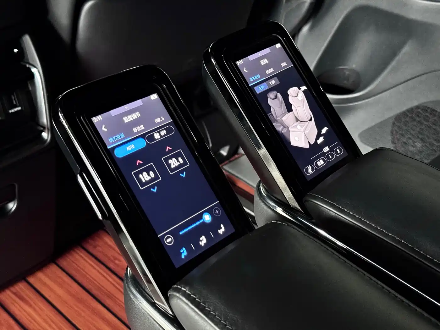 Toyota Alphard 2024 Hybrid 2.5L Ultimate Enjoyment Edition фото 31