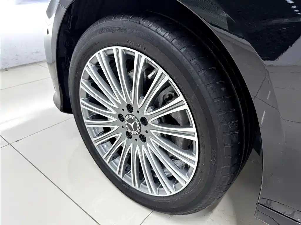 Mercedes-Benz E-Class 2023 Facelift E 300 L Luxury фото 20