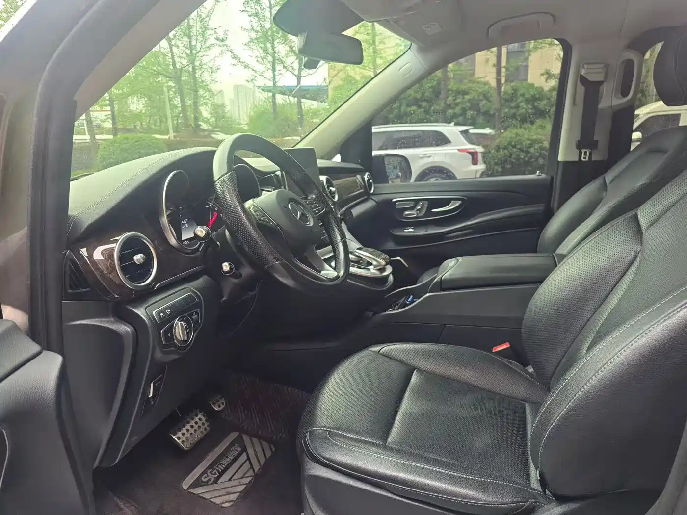 Mercedes-Benz V-Class 2018 V 260 Premium Edition China V фото 5
