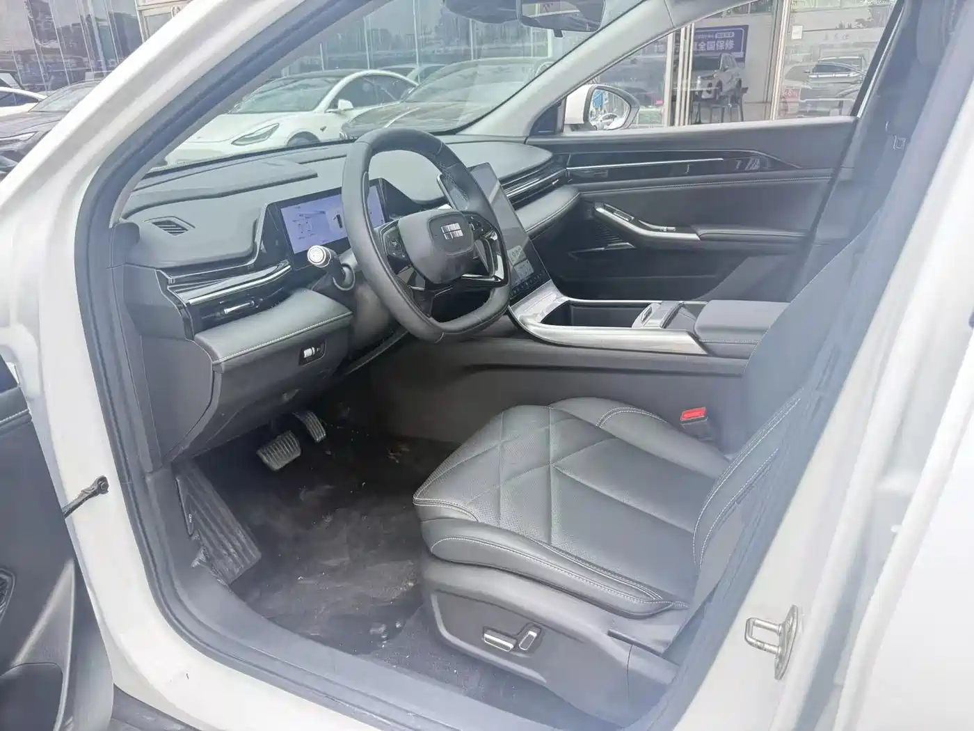 Geely Galaxy Galaxy L6 2023 Model 125km PLUS фото 5