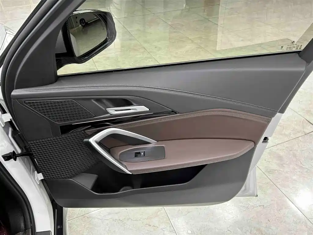 BMW X1 2024 sDrive20Li X Design Package фото 12