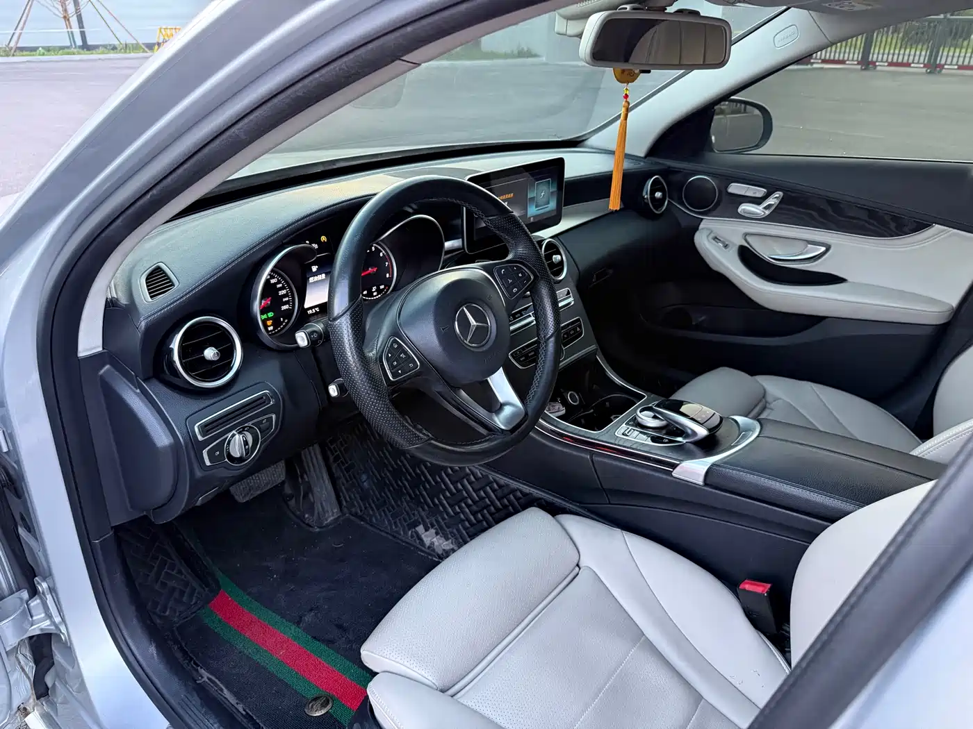 Mercedes-Benz C-Class 2015 C 200 L Sport фото 9