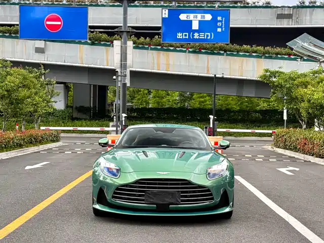  Aston Martin Aston Martin DB12 2023 4.0T V8 Coupe