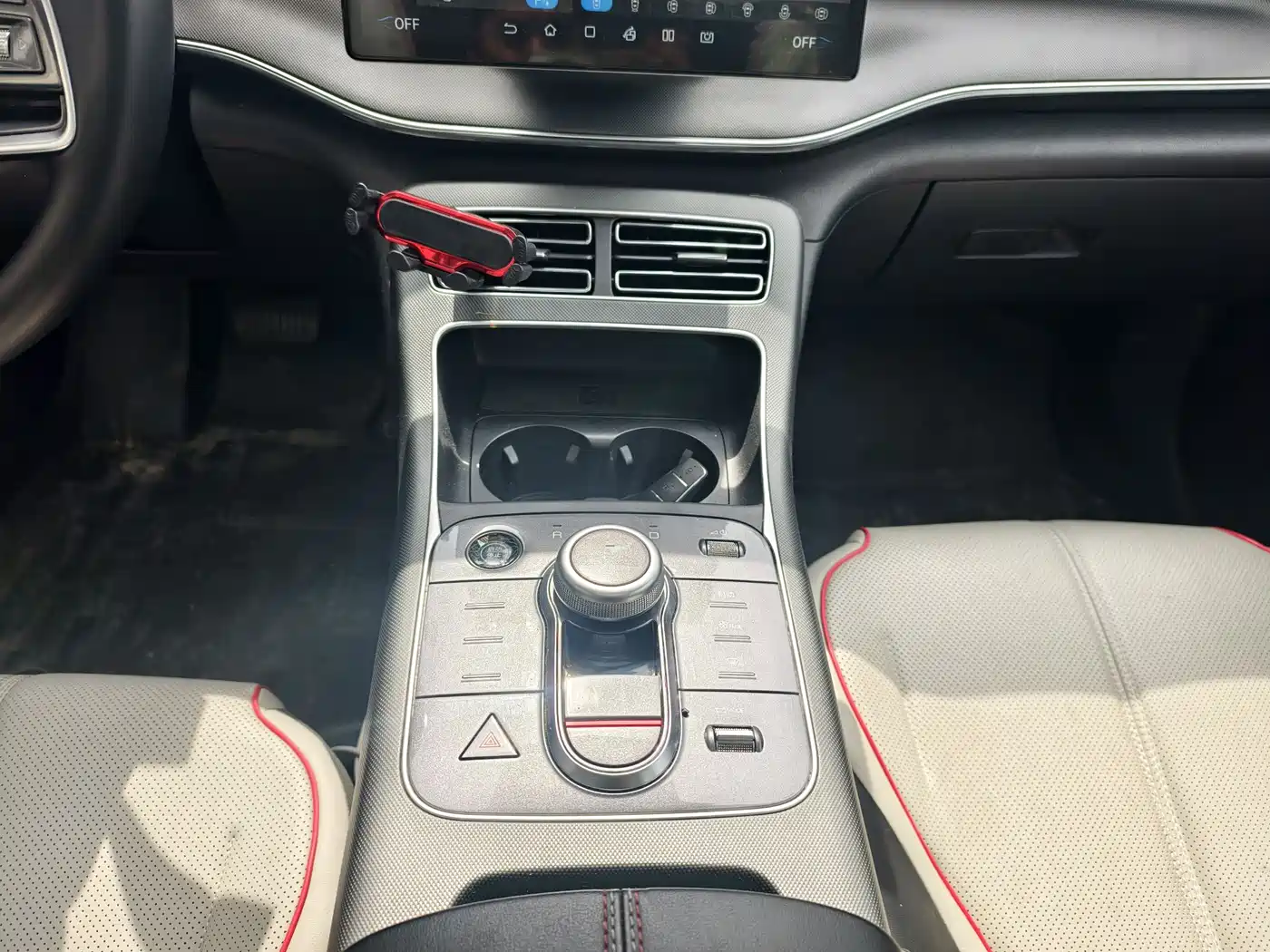 BYD Destroyer 05 2022 DM-i 55KM Comfort фото 15