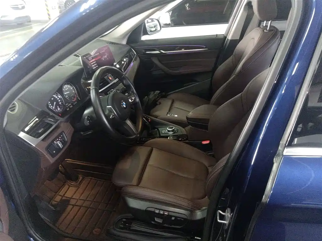 BMW X1 2020 xDrive25Li Premium Edition фото 11
