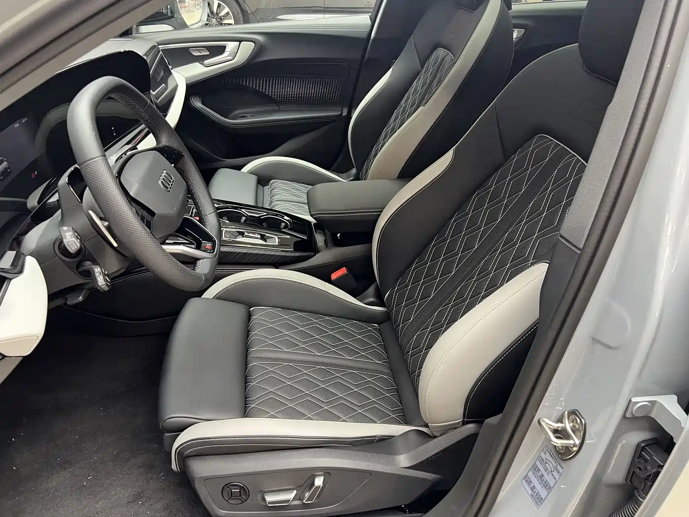 Audi A5L 2025 2.0T Sport Edition Plus фото 11
