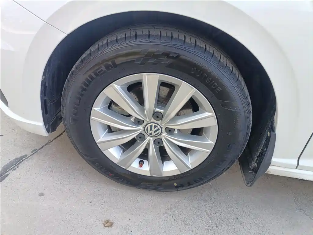 Volkswagen Lavida 2019 1.5L Automatic Trend Edition China VI фото 21