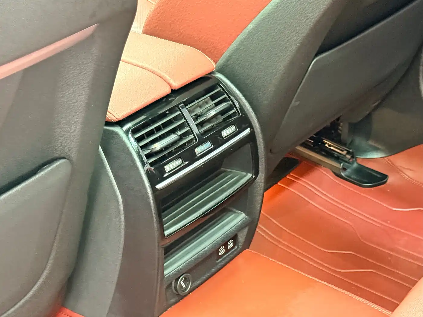 BMW 5 Series 2022 Facelift 530Li Leading M Sport Package фото 13