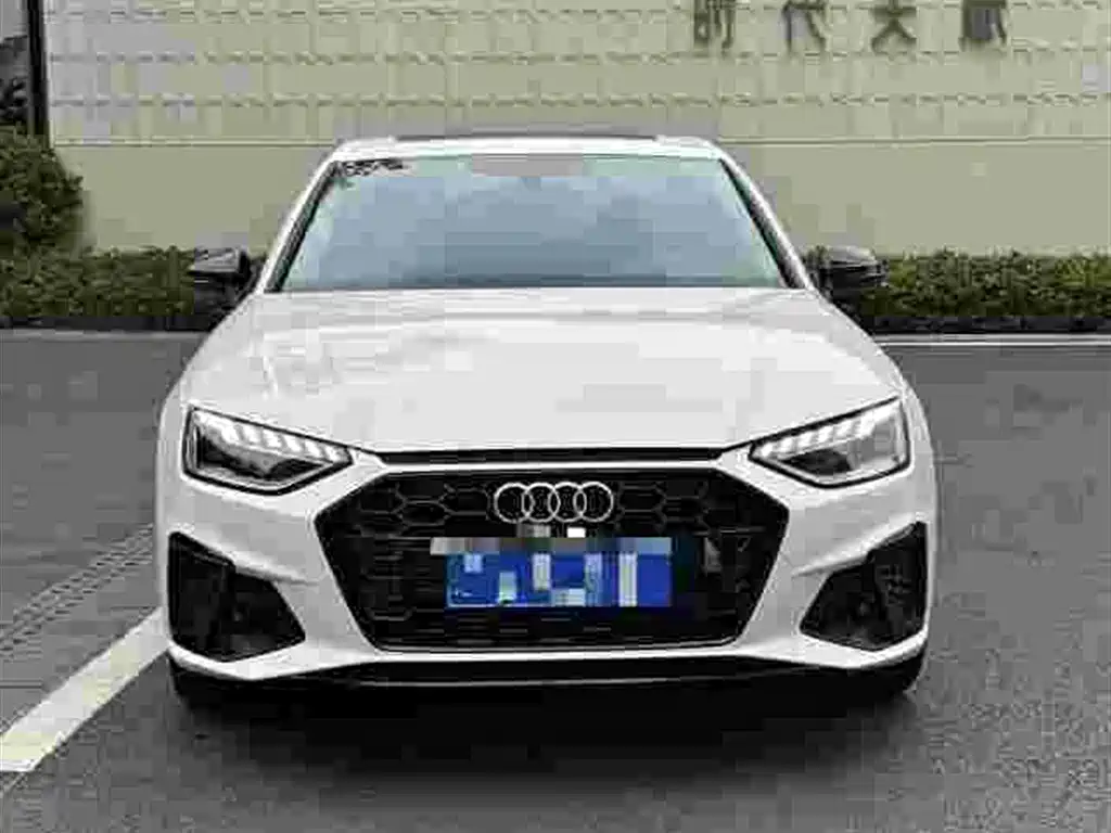 Audi A4L 2022 40 TFSI Luxury Dynamic