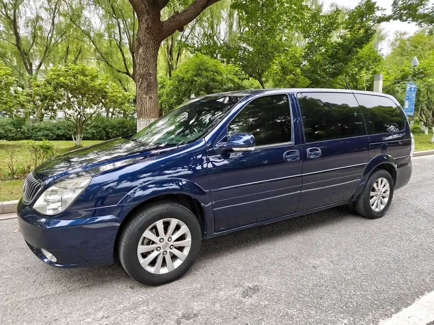 Buick GL8 2014 2.4L Comfort Edition