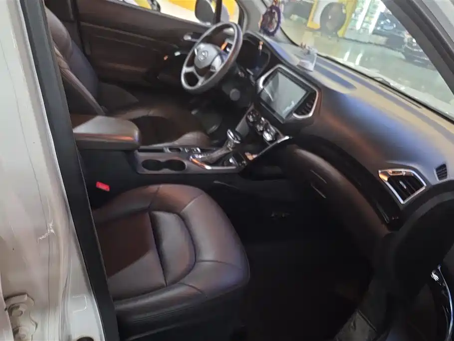 GAC Trumpchi Trumpchi GS4 2017 235T Automatic 2WD Elite фото 8