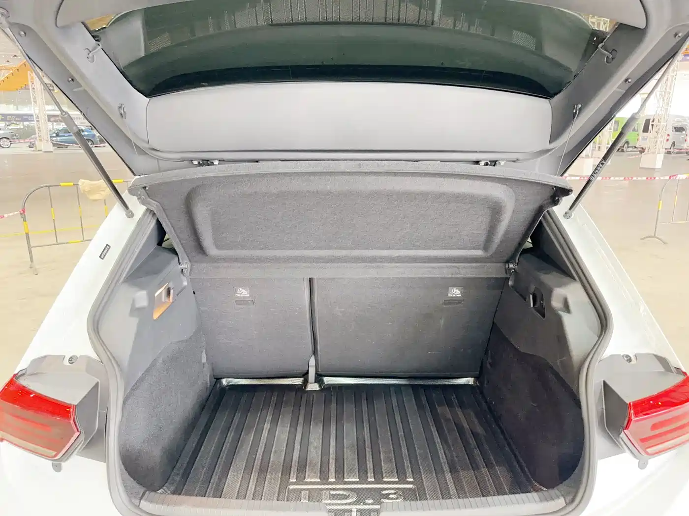 Volkswagen ID.3 2024 Outstanding Edition фото 25
