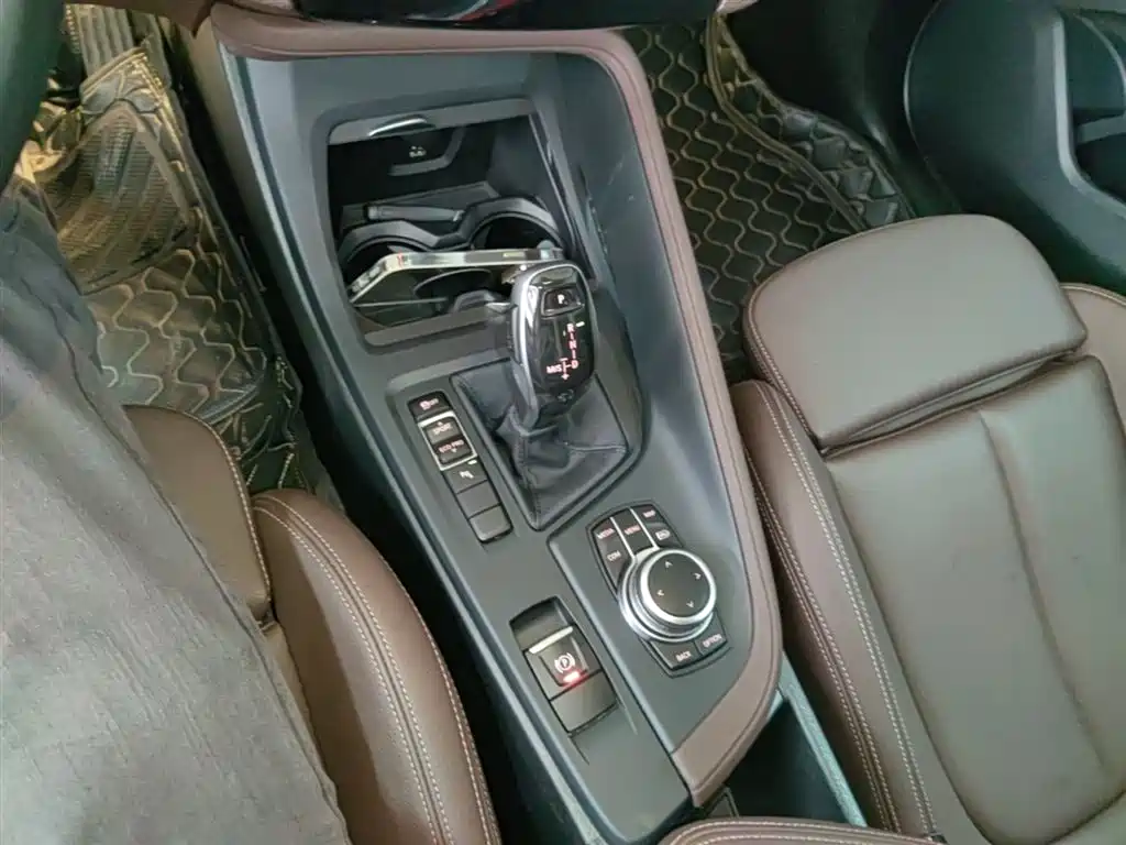 BMW X1 2022 sDrive25Li Leading фото 14