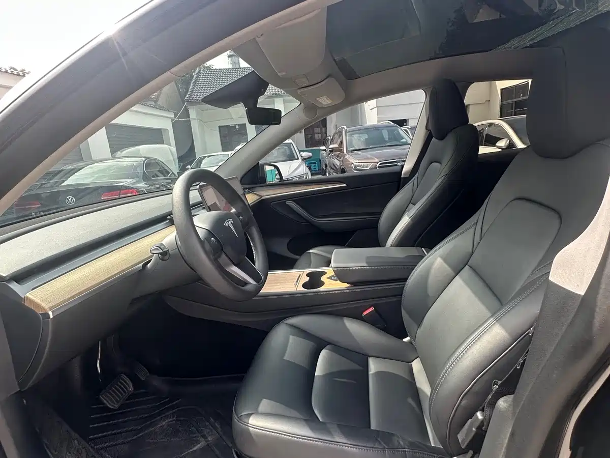 Фото 7 - Tesla Model Y