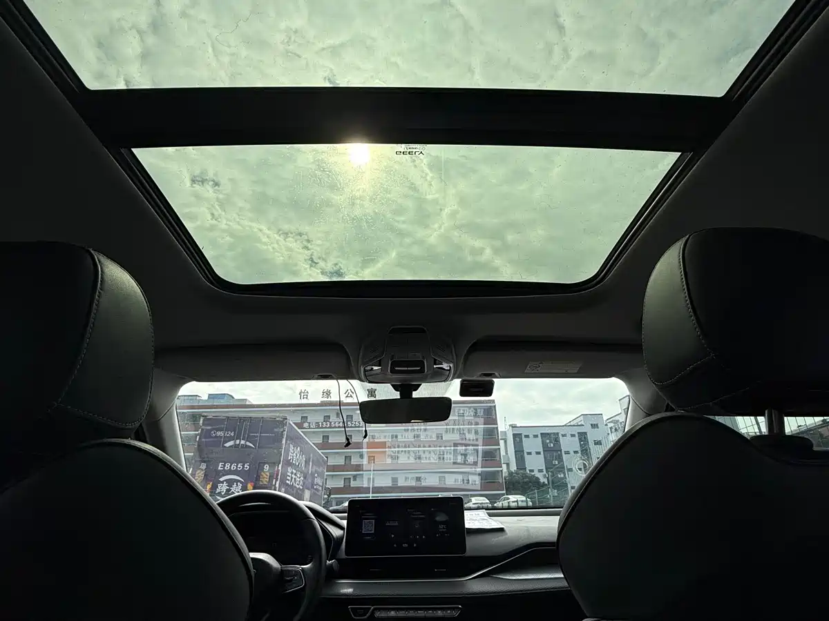 GEELY AUTOMOBILE XINGRUI