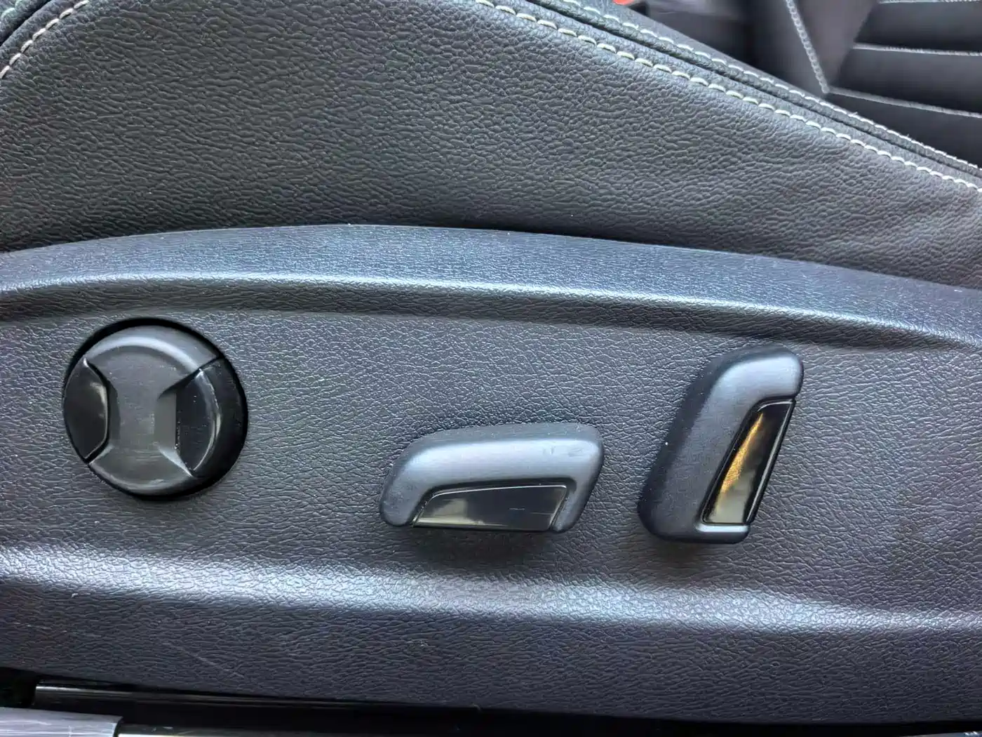 Volkswagen Magotan 2020 280TSI DSG Comfort фото 9