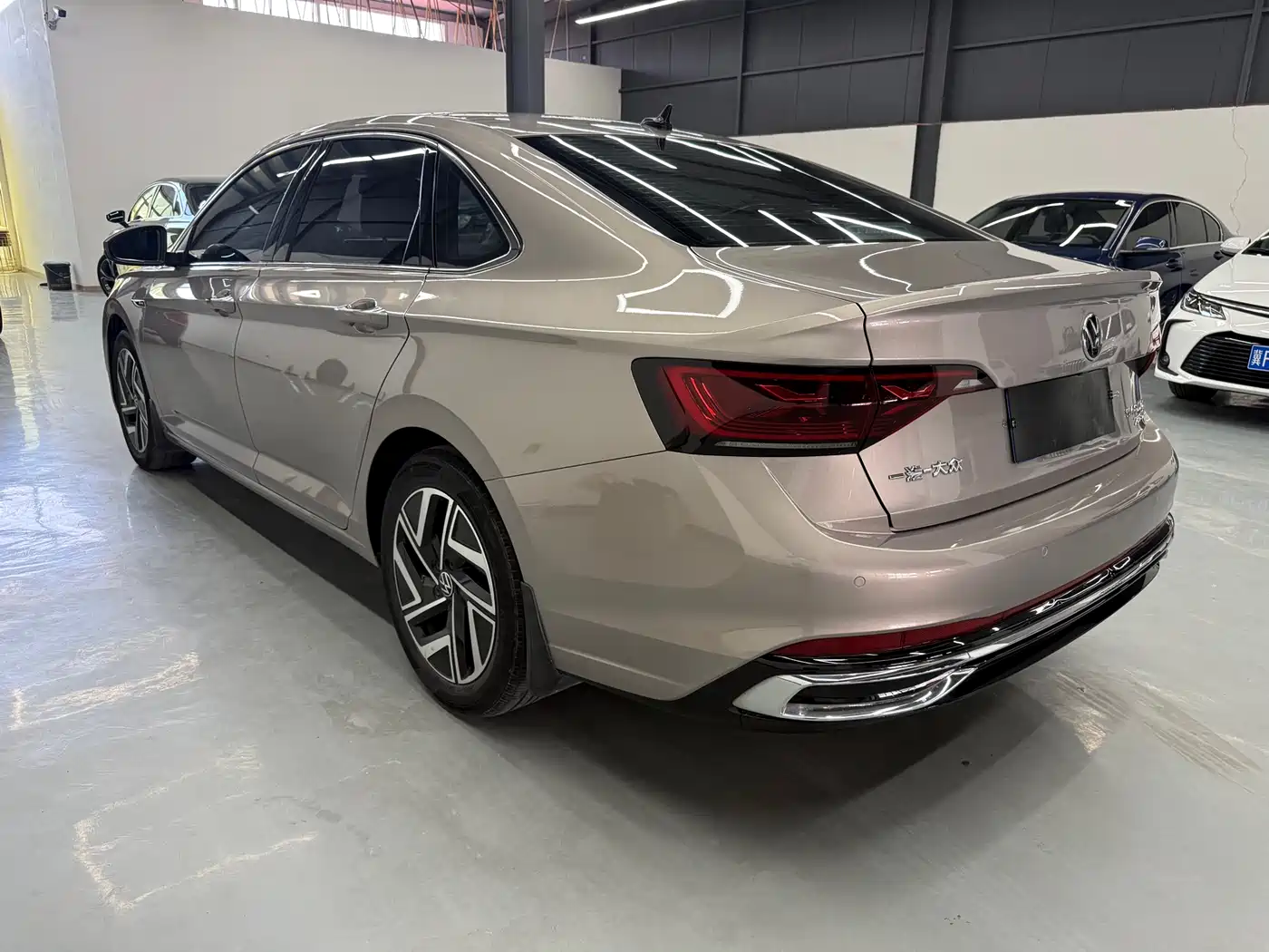 Volkswagen Sagitar 2023 280TSI DSG Beyond Lite фото 6