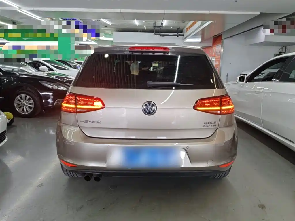 Volkswagen Golf 2016 230TSI Automatic Luxury фото 6
