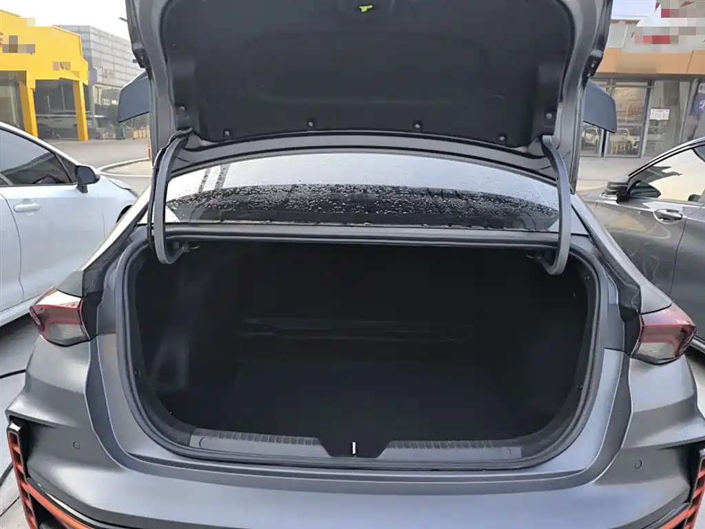 GAC Trumpchi Trumpchi Emkoo 2023 400T Automatic R PRO фото 16
