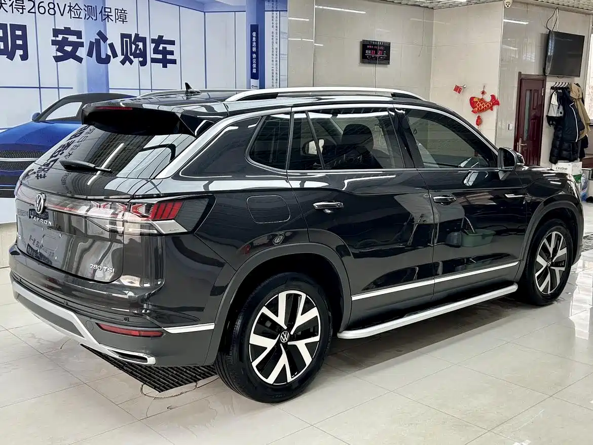 Volkswagen Tayron 2023 280TSI 2WD Luxury Plus Advanced Edition фото 4