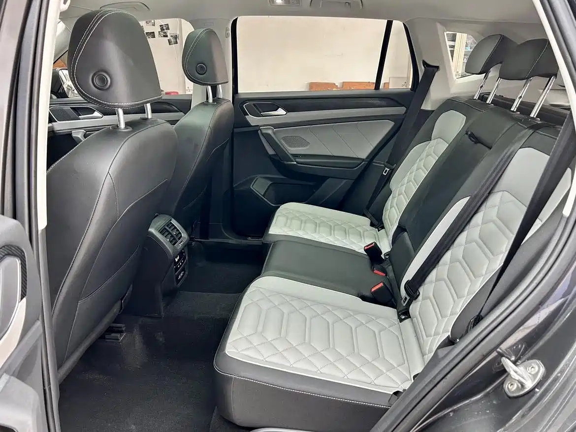 Volkswagen Tayron 2023 280TSI 2WD Luxury Plus Advanced Edition фото 11