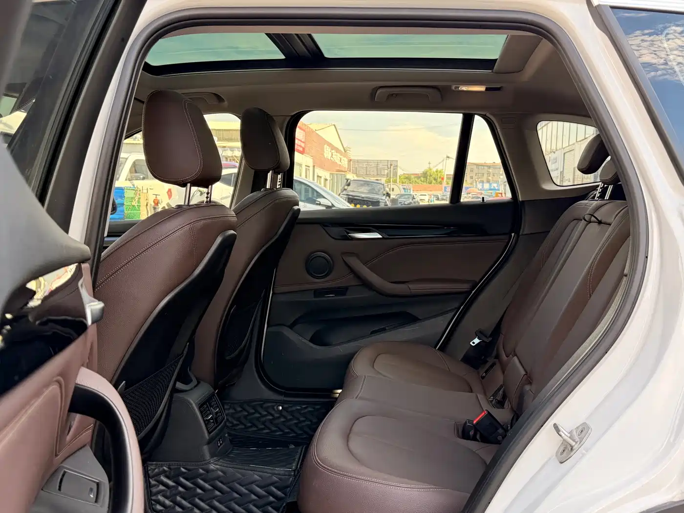 BMW X1 2020 sDrive25Li Leading Model фото 12