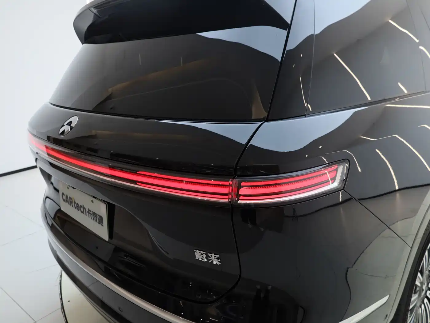 NIO ES8 2026 2025 Model 6-Seat Executive Luxury Edition