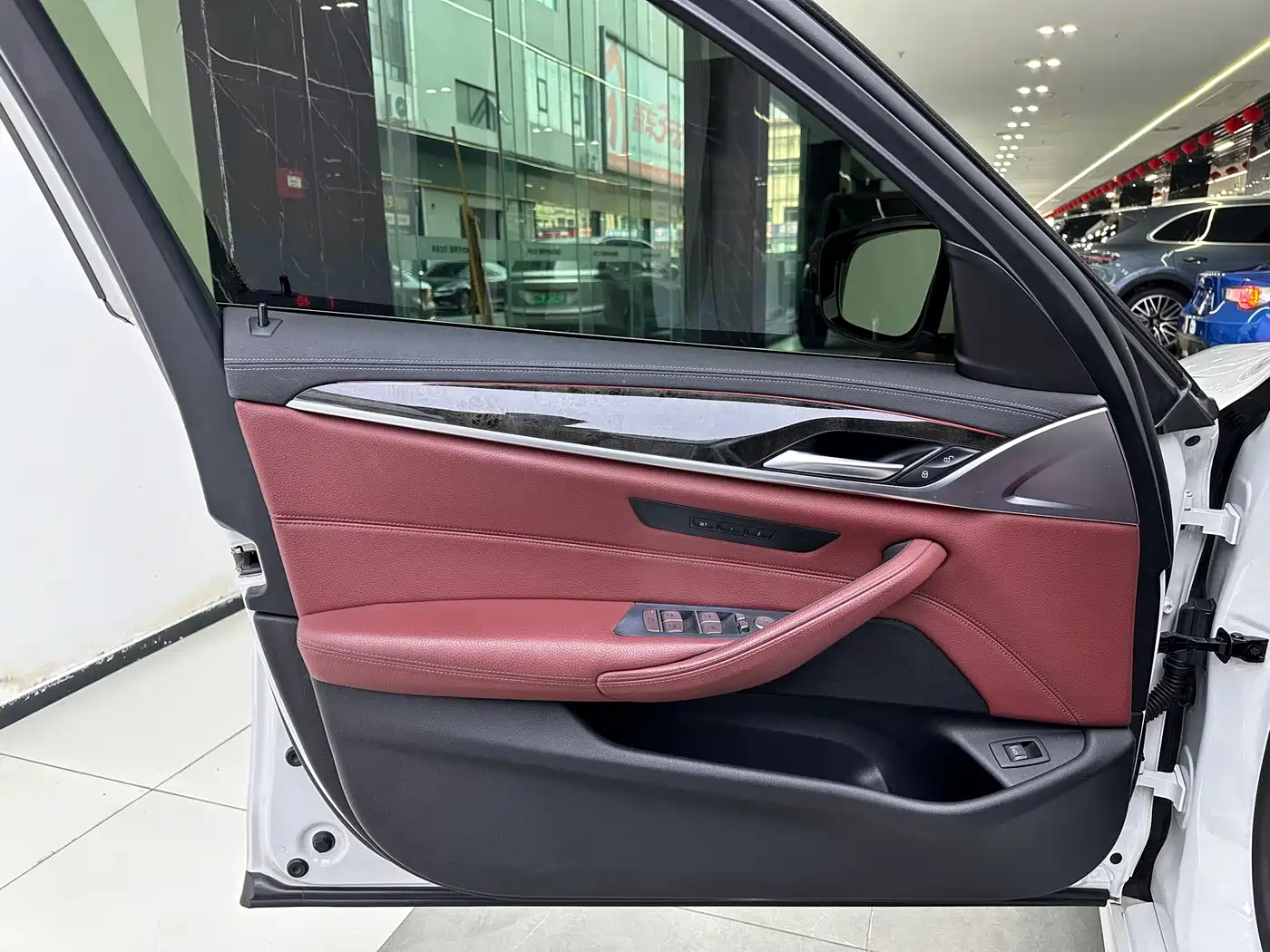 BMW 5 Series 2020 530Li Leading M Sport Package фото 9