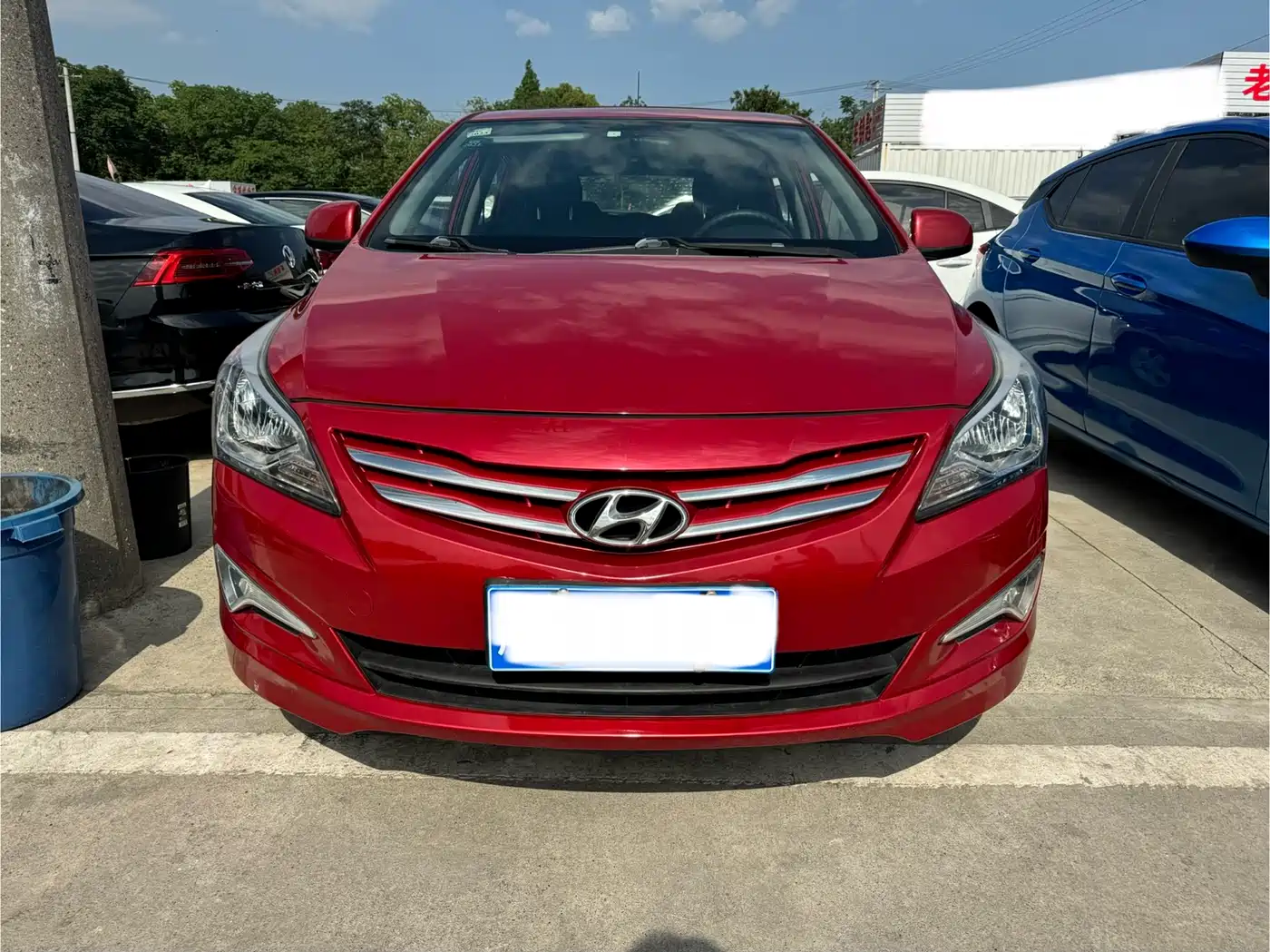 Hyundai Reina 2014 1.4L Manual GLX фото 2