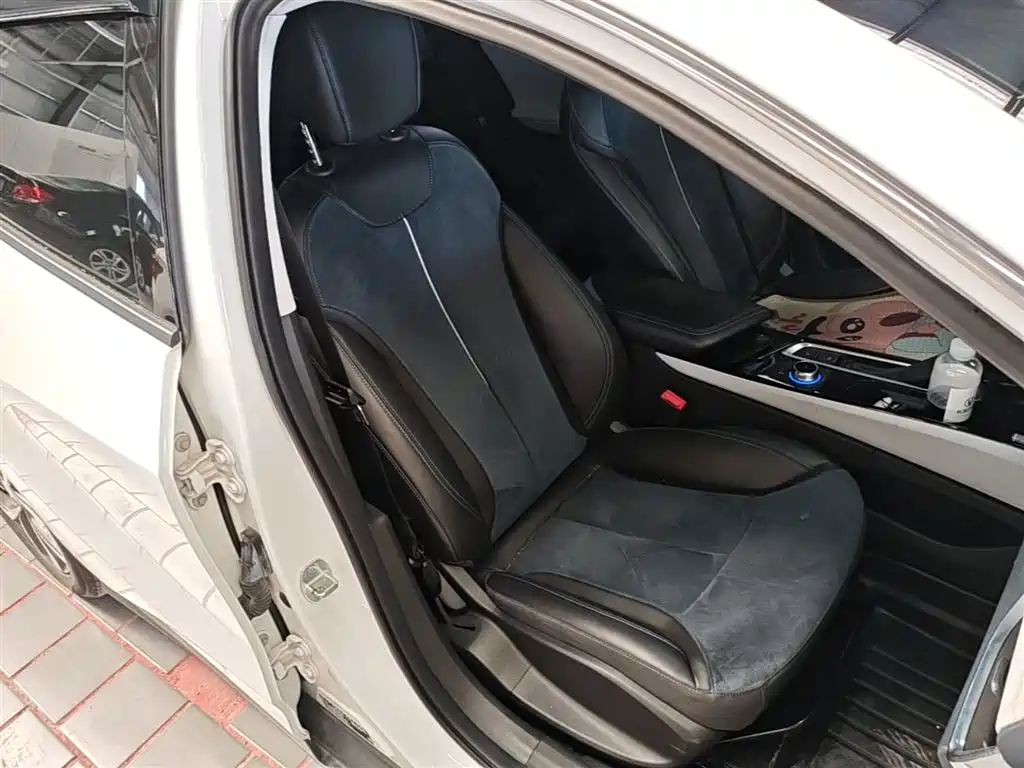 Buick Velite 6 2019 Connected Smart Edition фото 25