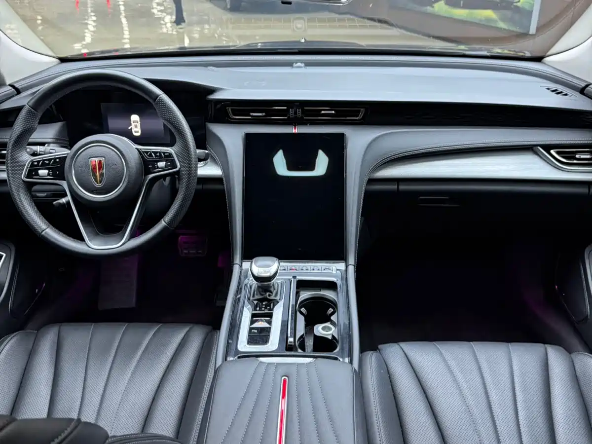 Hongqi H5 2024 1.5T DCT Smart Connect Flag Rhythm Edition фото 8
