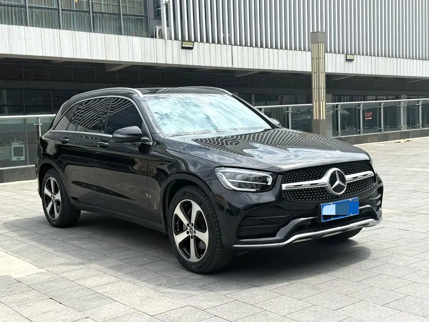 Mercedes-Benz GLC 2022 Model GLC 260 L 4MATIC Dynamic Edition фото 2