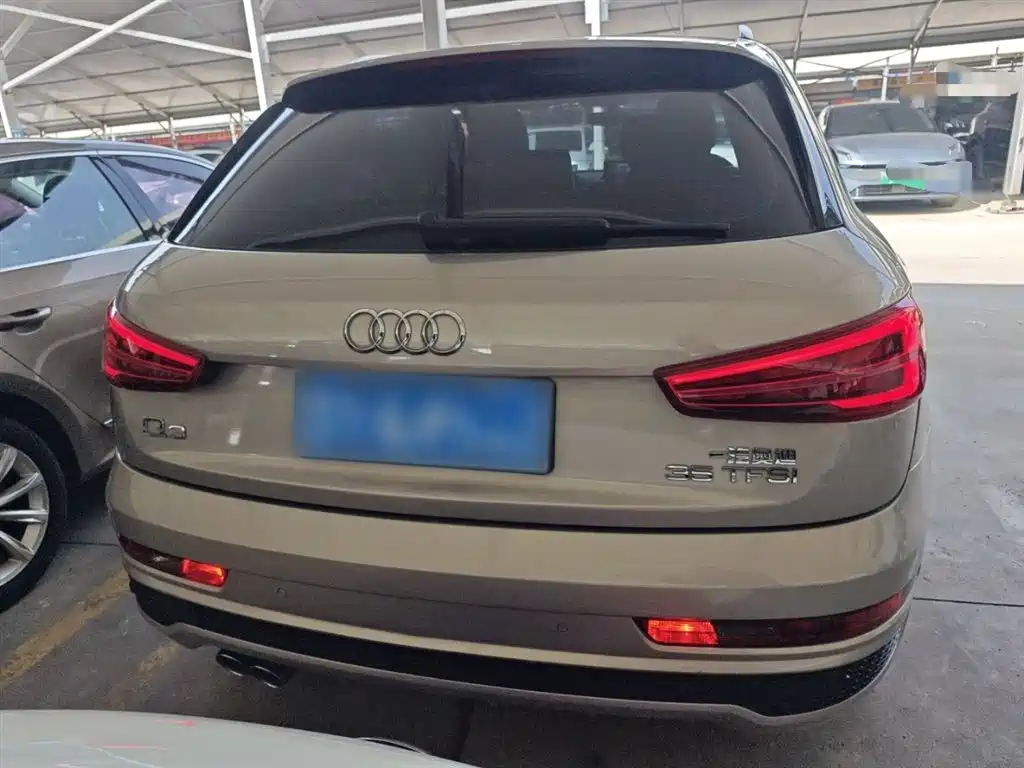 Audi Q3 2018 30th Anniversary Edition 35 TFSI Sport фото 4