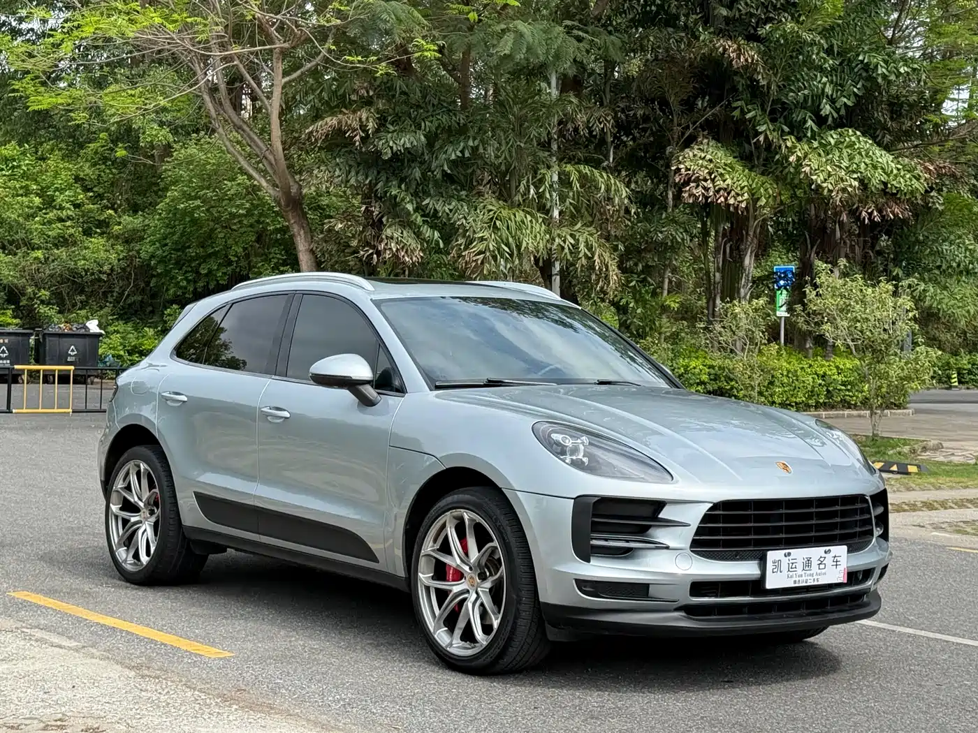 Porsche Macan 2022 Macan 2.0T фото 2