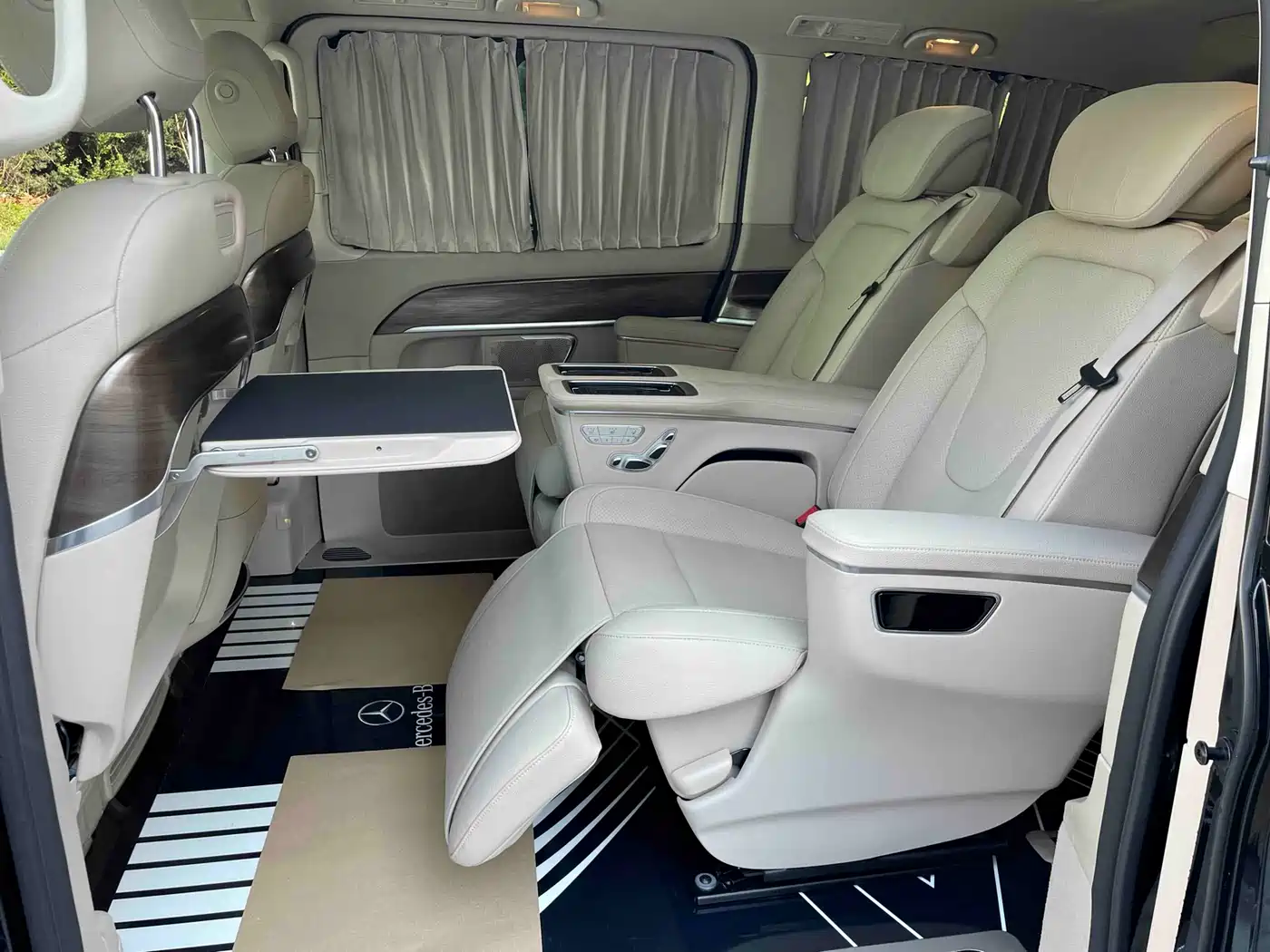 MERCEDES-BENZ V CLASS