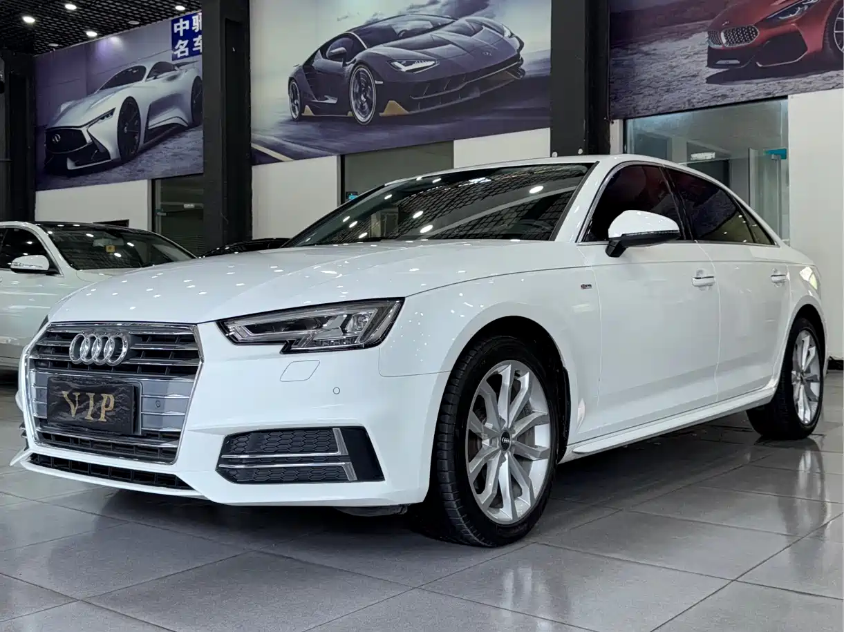 Audi A4L 2018 30th Anniversary 40 TFSI Fashion