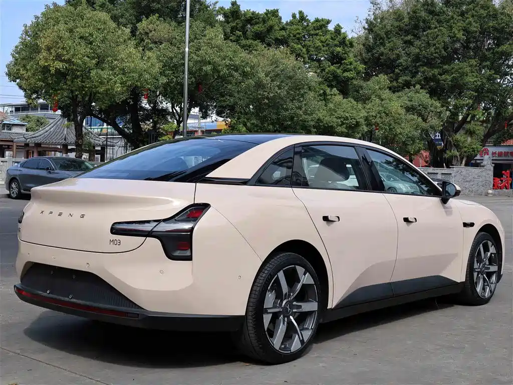 XIAOPENG MONA M03