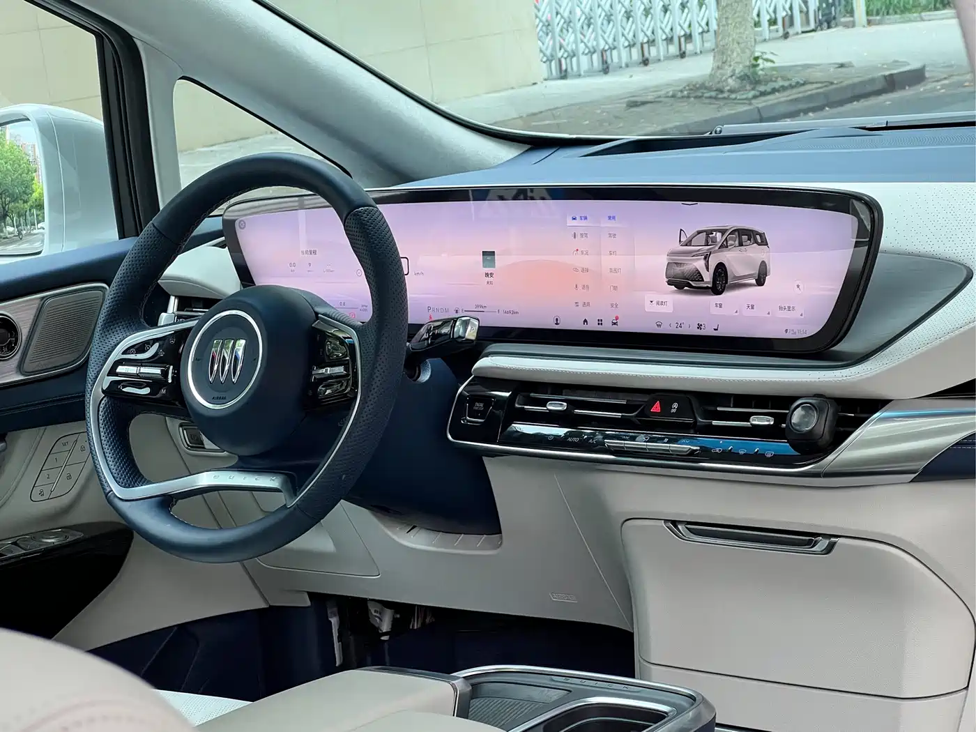 Buick Century 2025 2.0T 7-Seater World Edition фото 25