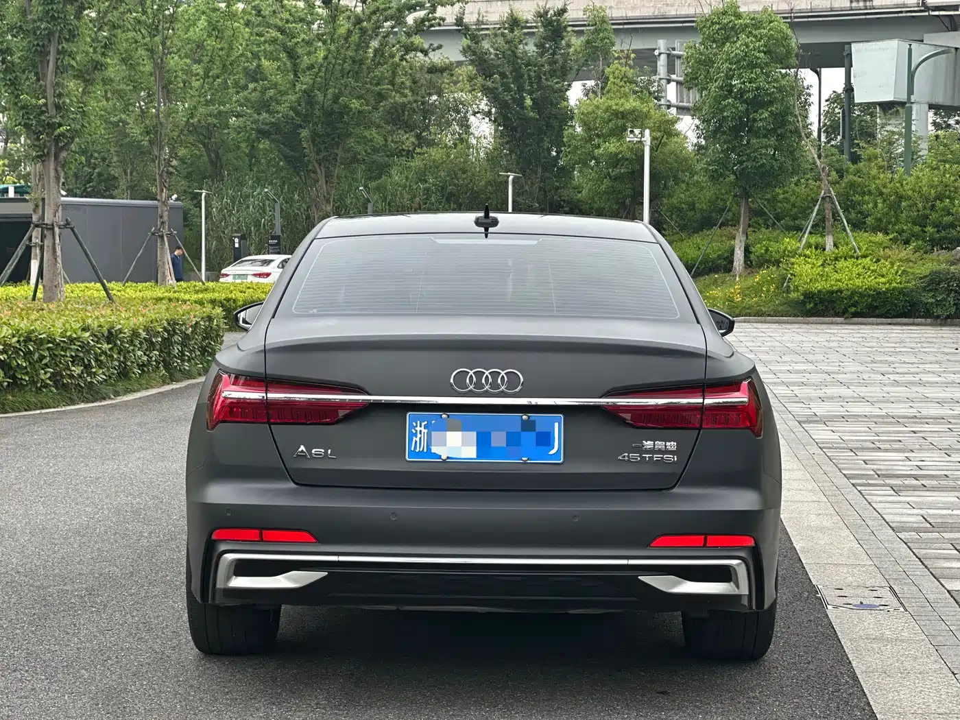 Audi A6L 2023 45 TFSI Premium Selection Dynamic фото 5