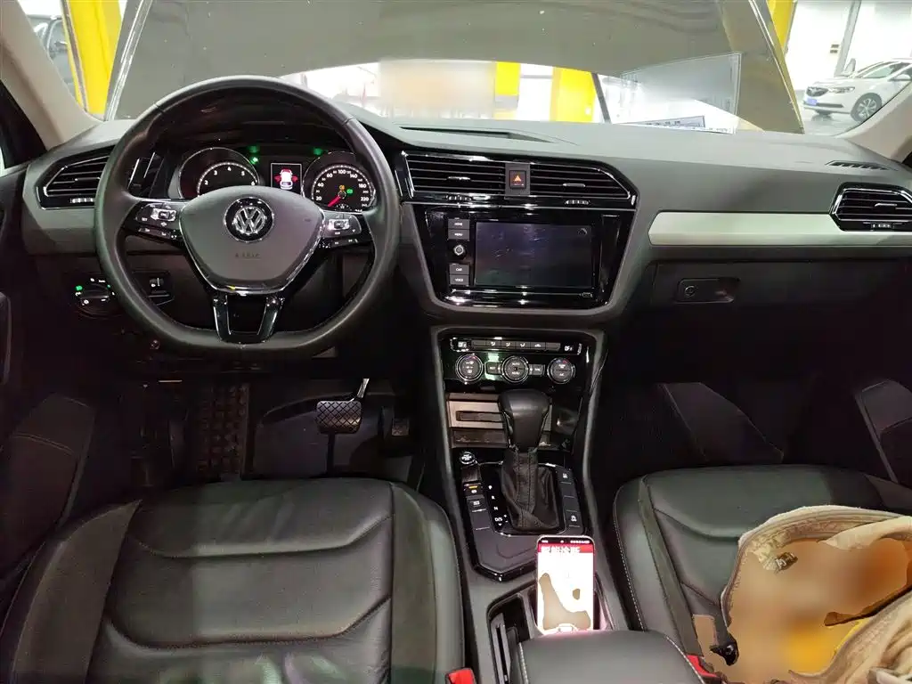 Volkswagen Tiguan L 2019 330TSI Automatic 2WD Panorama Comfort Edition China VI фото 10