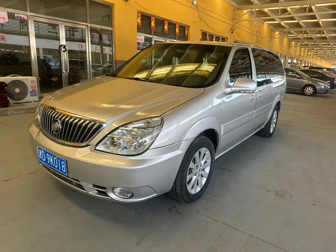 Buick GL8 2014 2.4L Classic Edition