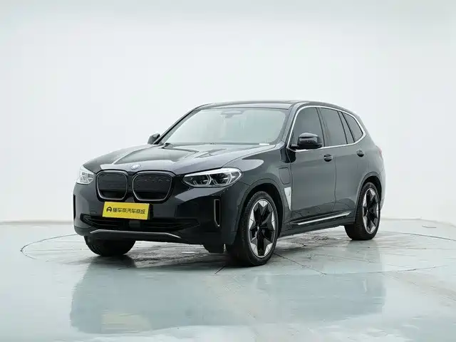 BMW iX3 2021