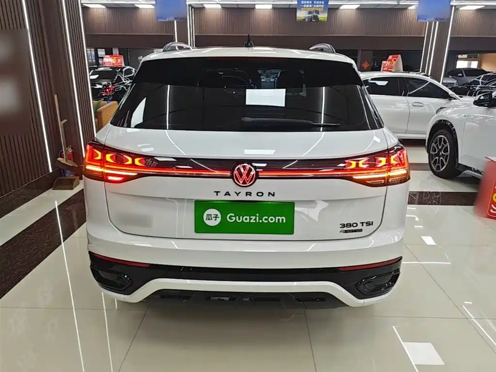 Volkswagen Tayron 2023 Facelift 380TSI 4WD R-Line Pro Smart Edition фото 6