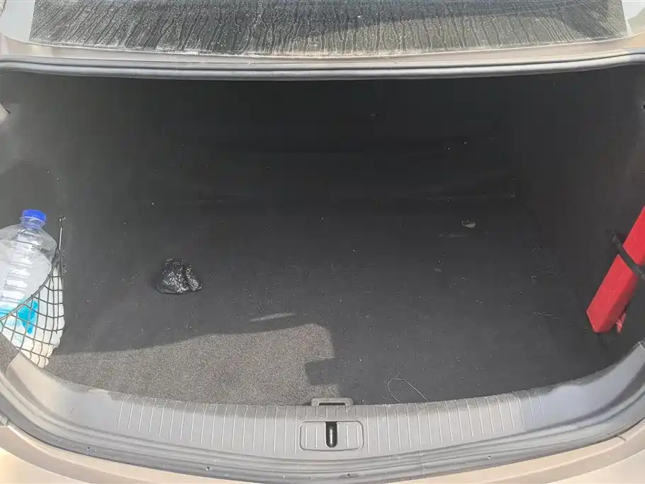 Buick Regal 2015 1.6T Leading Tech Edition фото 4