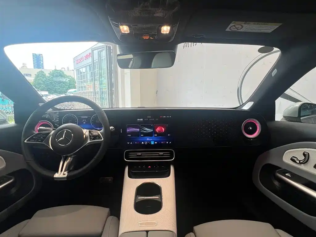 Mercedes-Benz CLA New Energy 2025 300L Dynamic Version фото 8
