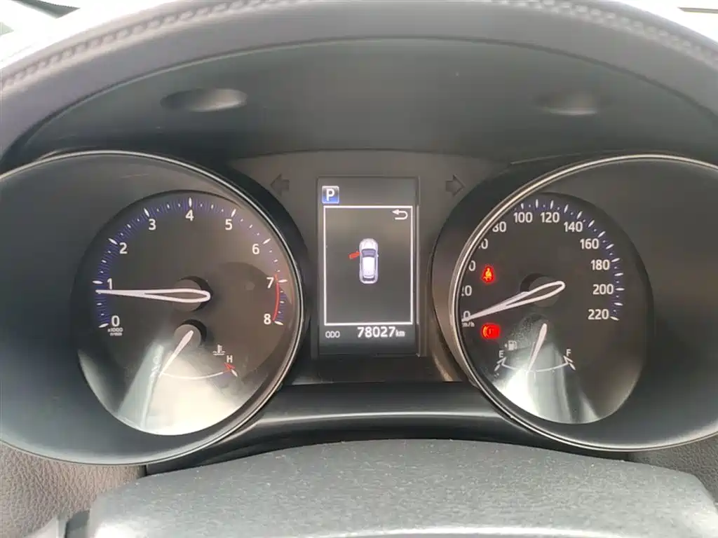 Toyota C-HR 2018 2.0L Leading Edition China VI фото 12