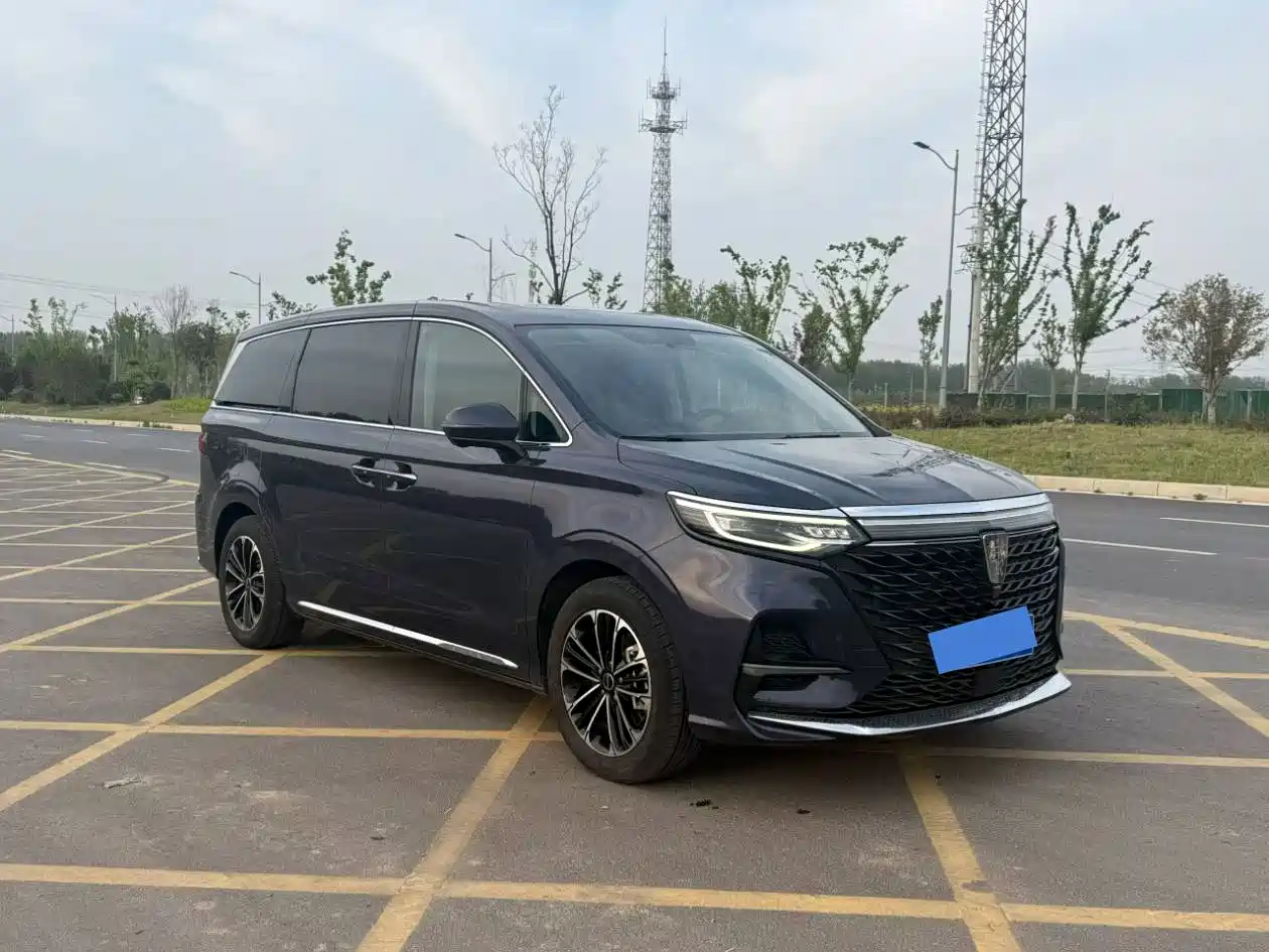 ROEWE IMAX8