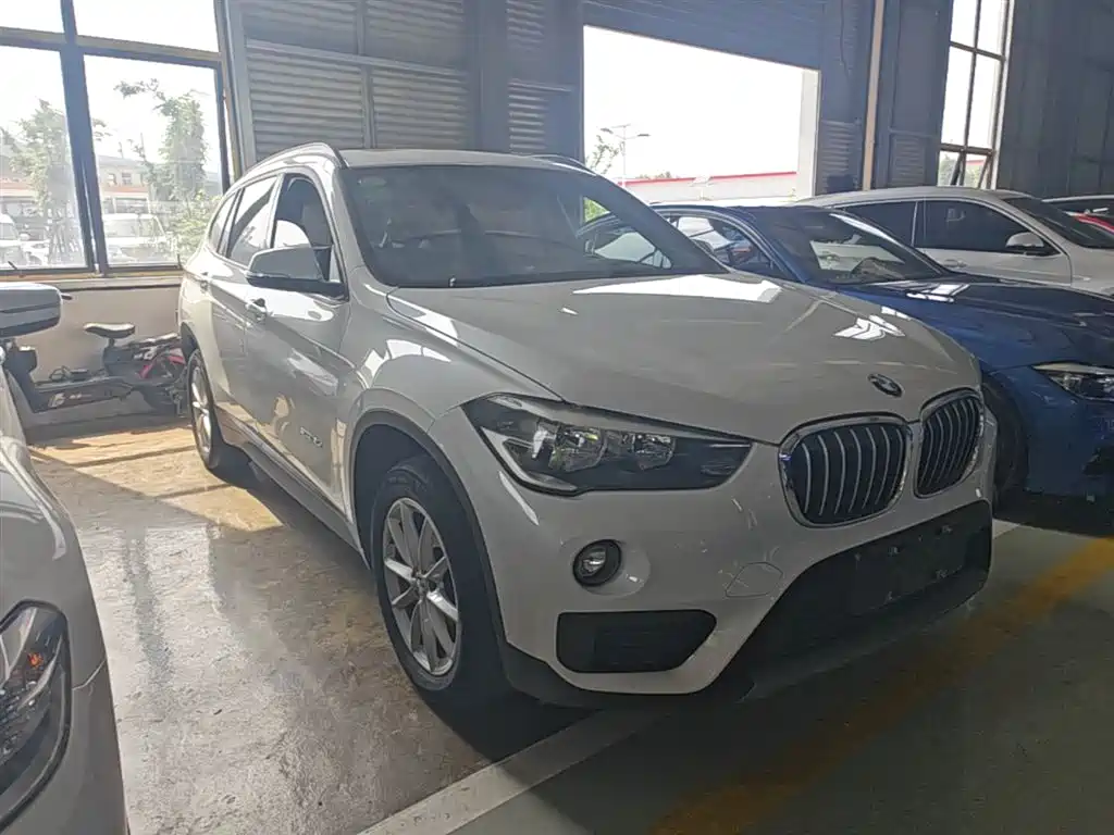 BMW X1 2016 sDrive18Li Fashion Model фото 4