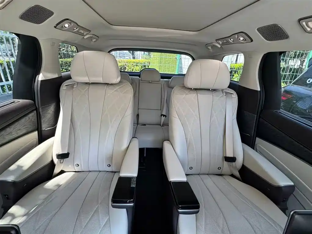 Denza D9 2025 DM-i Smart Drive Edition 1020 AWD Prestige фото 14