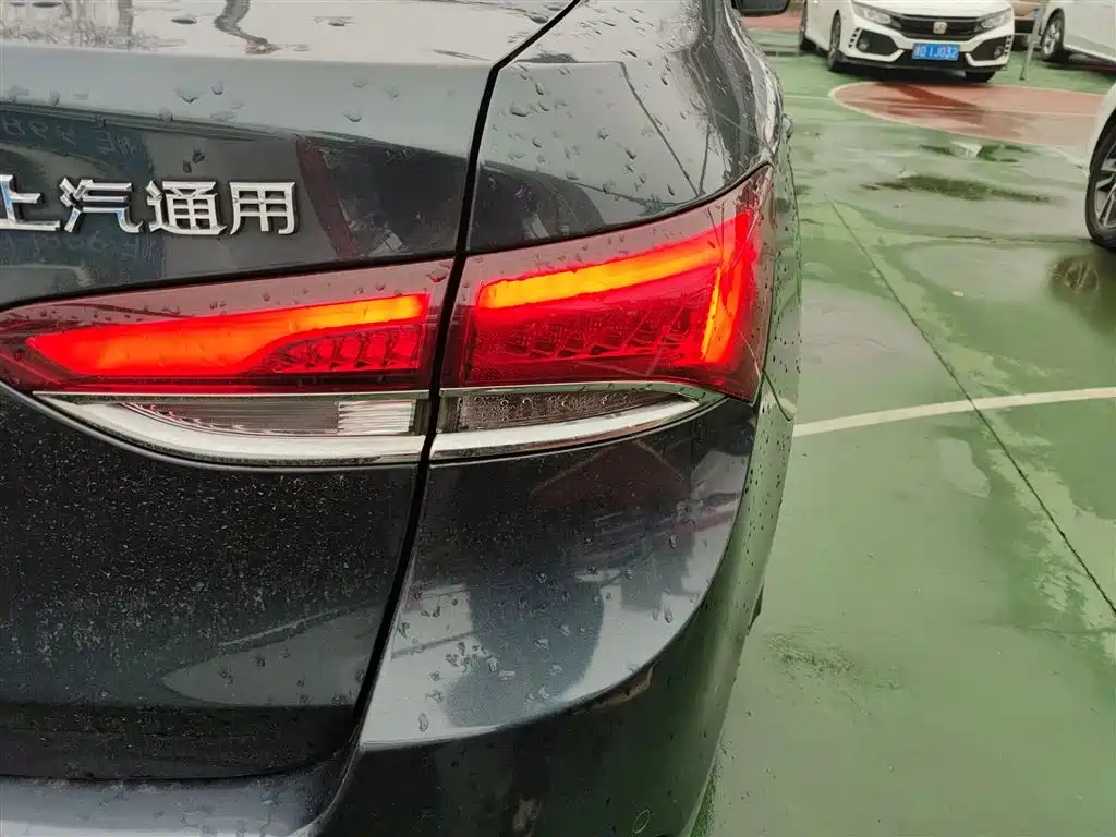 Buick Excelle 2021 Facelift 1.3T Auto Mild Hybrid Elite фото 8